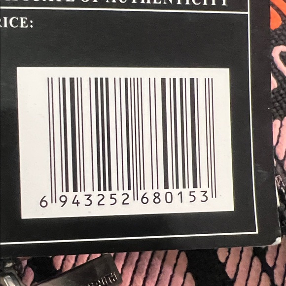 Robin Ruth Jamaica Print Black and Orange Shoulder Bag - Picture 8 of 8